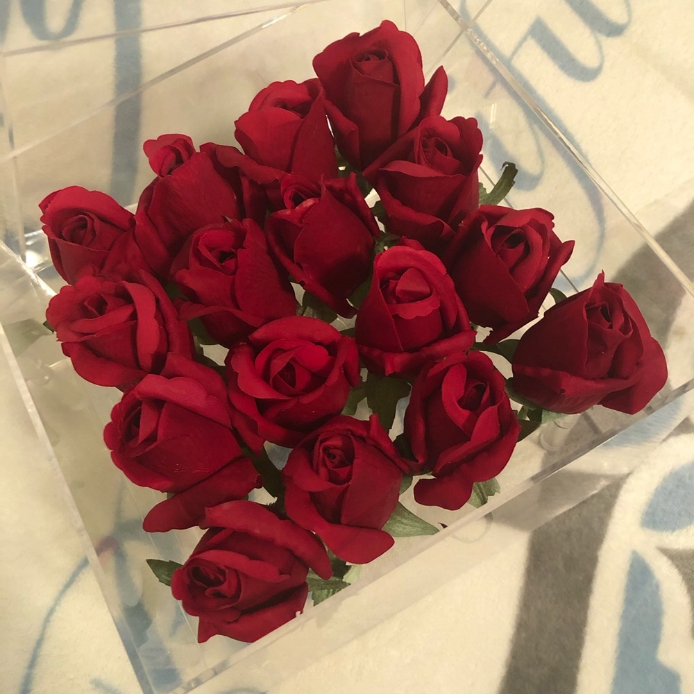 Clear Acrylic flower box with red Roses